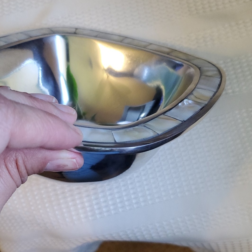 Pearly Jewelry Bowl